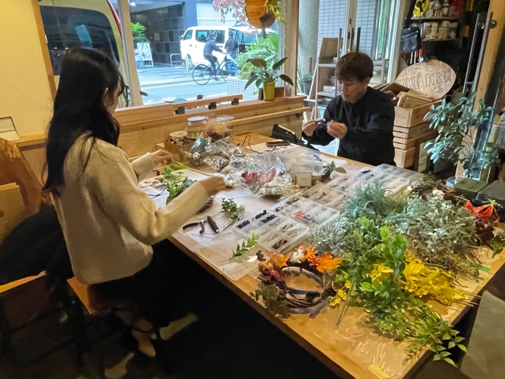 京都遊び場，リースづくりワークショップ京都